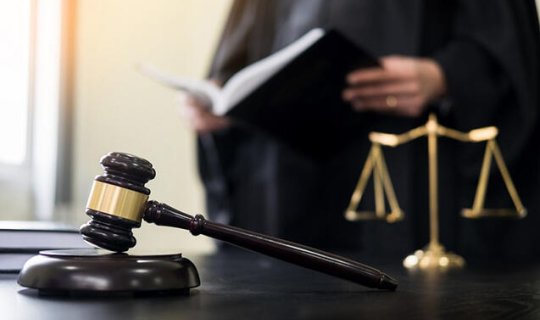 Rusiyada 23 il əvvəl qayınatasının qətlində təqsirləndirilən azərbaycanlıya hökm oxunub