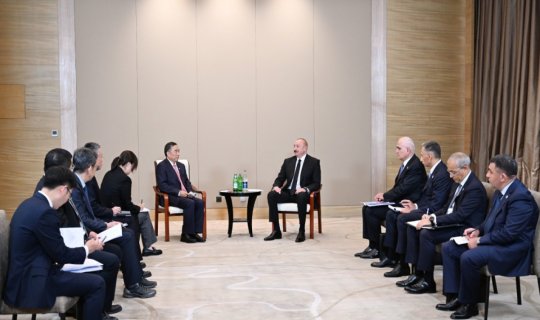 Prezident İlham Əliyev Tiencin şəhərində &ldquo;CCCC&rdquo; şirkətinin sədri ilə görüşüb