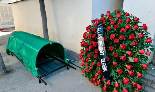 Nazirlər Kabinetinin vəzifəli şəxsi vəfat etdi - FOTO