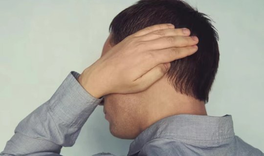 Sumqayıtda tanışı kişinin qulağını dişləyərək qoparıb