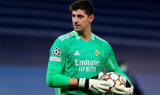 "Real Madrid"in ulduzu gecə klubu alıb