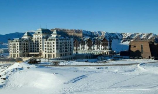 Şahdağ Turizm Mərkəzində dava: müdirin burnu sındı