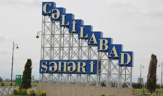 Cəlilabadda dava salan şagirdlər bir partada oturublar -&nbsp;TƏFƏRRÜAT