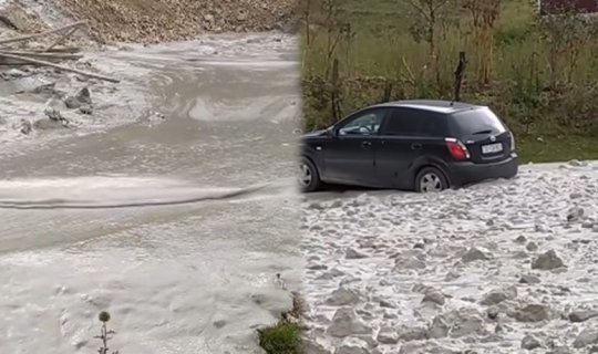 Laza şəlaləsindən sel gəldi, körpü uçdu