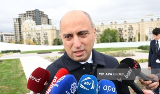 Nazir məktəblərdə pul yığılması hallarına münasibət bildirib