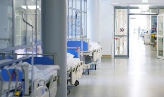 Mingəçevirdə şagird məktəbdə ağır xəsarət aldı