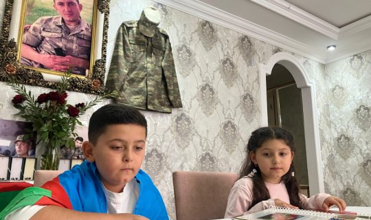 Şəhid övladı: Atamla fəxr edirəm, Vətənimizi, bizi qorudu