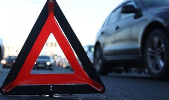 Mingəçevirdə iki piyadanı maşın vurub, ölən var