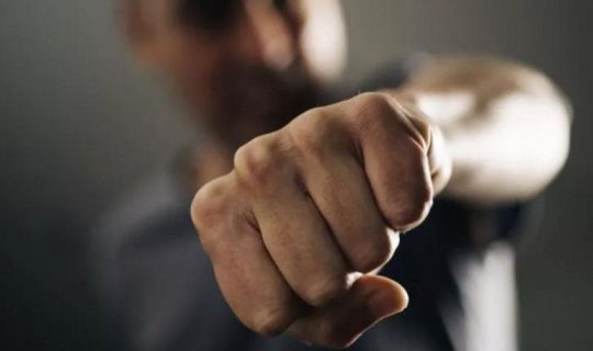 Bakıda ağır cinayət&nbsp;-&nbsp;17 yaşlı gənc iki zərbə ilə keçmiş dostunu&nbsp;ÖLDÜRDÜ