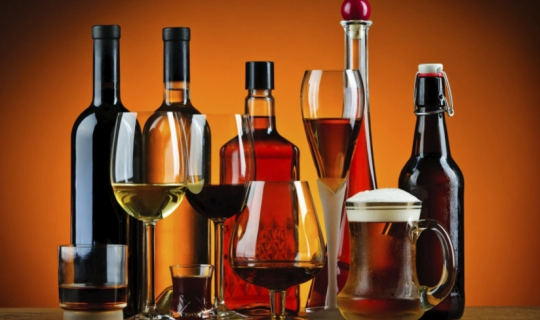 Alkoqollu içkilərin pərakəndə satışına dair minimum qiymət müəyyənləşib