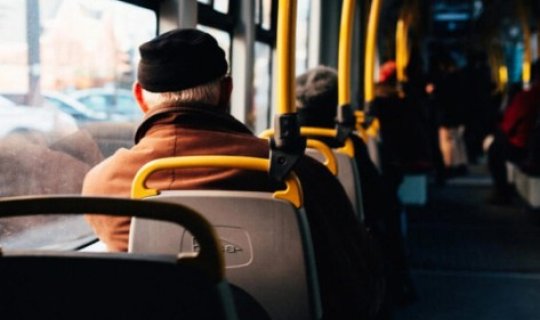 Azərbaycanda sərnişin mikroavtobusda öldü