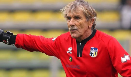 İtaliya futbolunda tarixi rekord: 82 yaşlı qapıçı yenidən meydanda