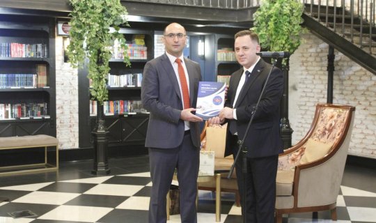 "Mühasibat uçotu" praktiki tətbiqi və nəzəri təhlili kitabının təqdimatı keçirilib