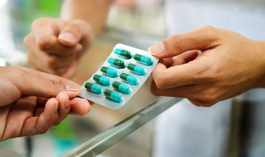 Həkimdən xəbərdarlıq: Yanlış antibiotik qəbulu xəstəliyi ağırlaşdıra bilər