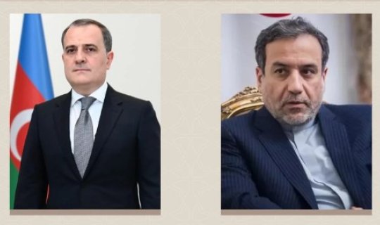 Azərbaycan və İran XİN rəhbərləri regionda təhlükəsizlik məsələlərini müzakirə edib
