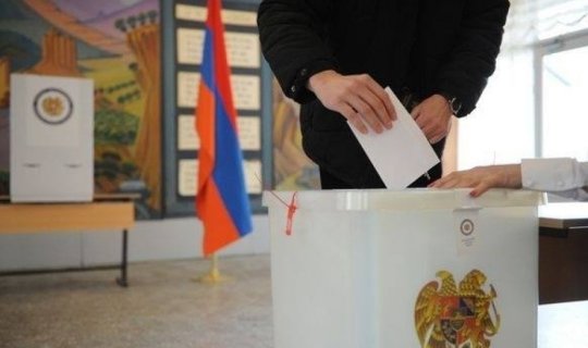 Ermənistanda parlament seçkilərində səsvermə başlayıb