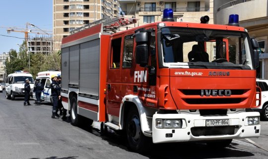 Bakıda obyektdə yanğın başlayıb