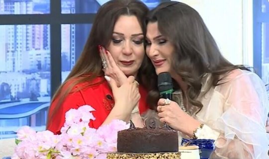 Xalq artistləri efirdə ağladılar