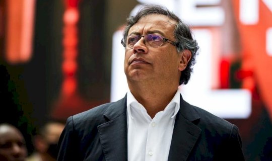 Kolumbiya prezidenti vəzifəsindən kənarlaşdırıldı