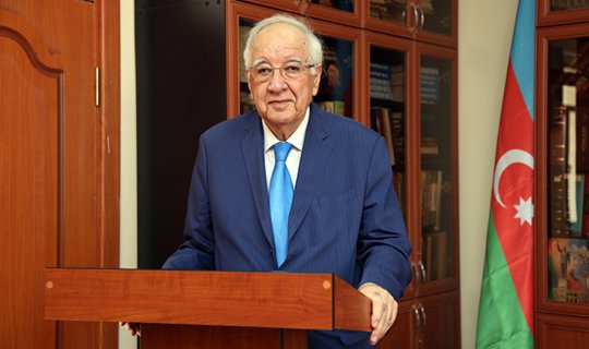 Sabiq səfir vəfat etdi