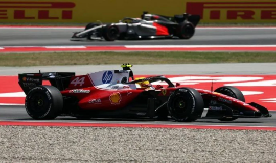 Lüis Hemilton "Formula-1" Qran-prisinin qalibi olub