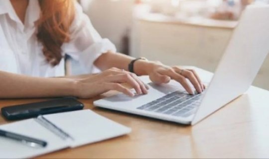 Azərbaycanda qadınlar üçün xüsusi istiqrazlar dövriyyəyə buraxılacaq