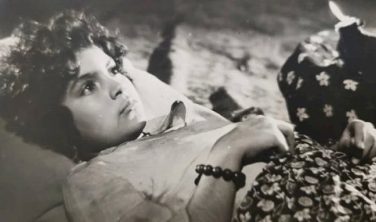 İlan sancdıqda nə etməliyik? - Qaraca qız kimi zəhəri sovurmaq olar?