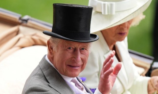 Britaniyada monarxiyaya dəstək son 33 ilin minimumuna enib