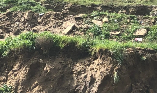 Qubada torpaq sürüşməsi baş verdi