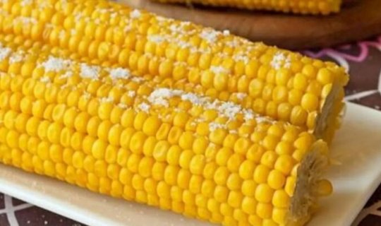 Kimlərə qarğıdalı yemək olmaz?