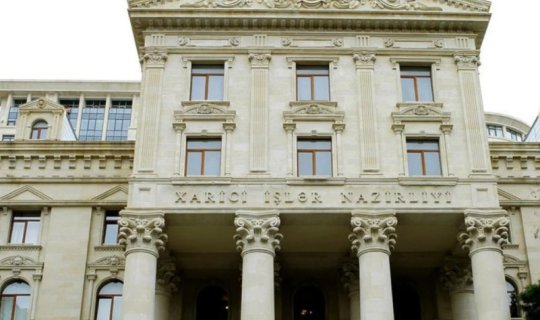 XİN: Ölkəmizin inkişafında dövlət qulluqçularının rolu əvəzsizdir