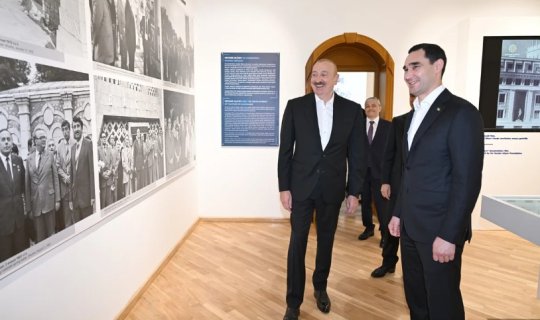 Prezidentlər Şuşada "Heydər Əliyev və Qarabağ" sərgisi ilə tanış olublar