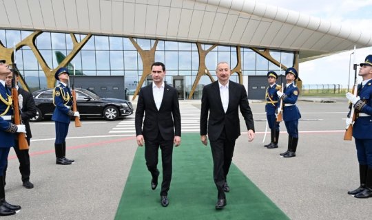 Berdiməhəmmədovun Azərbaycana səfəri başa çatdı