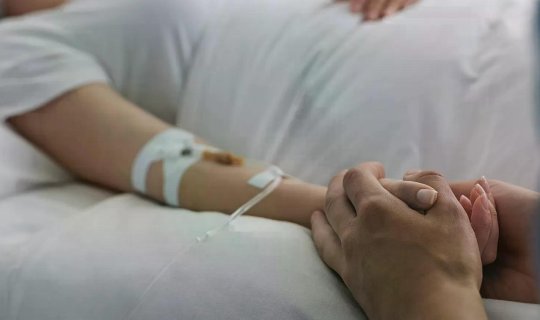 Niderlandda azyaşlı evtanaziya edilib