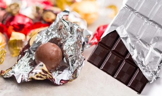 Şokoladlar niyə məhz alüminium folqaya bükülür?
