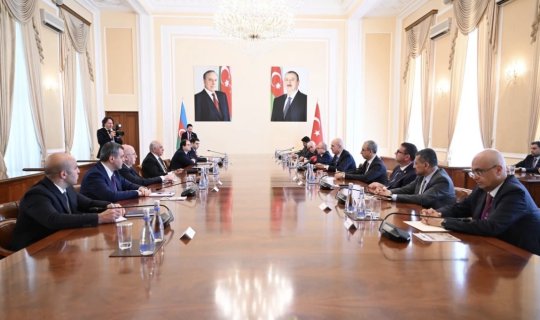 Əli Əsədov TBMM sədri Numan Kurtulmuşla görüşüb