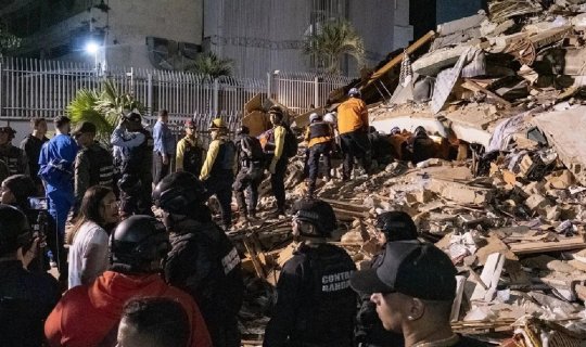 Zəlzələdə ölənlərin sayı 164 nəfərə çatdı, 971 yaralı var