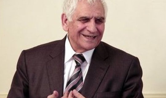 Xalq şairi xəstəxanaya yerləşdirildi