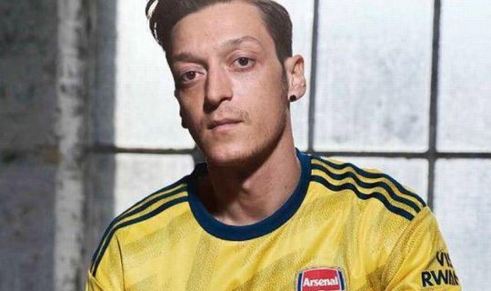 Türkiyə futbolunda Məsud Özil dövrü başlaya bilər