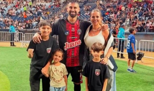 Argentinalı futbolçu xanımı və iki övladını zəlzələdə itirdi