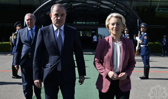 Ursula Fon der Lyayenin Azərbaycana səfəri başa çatdı