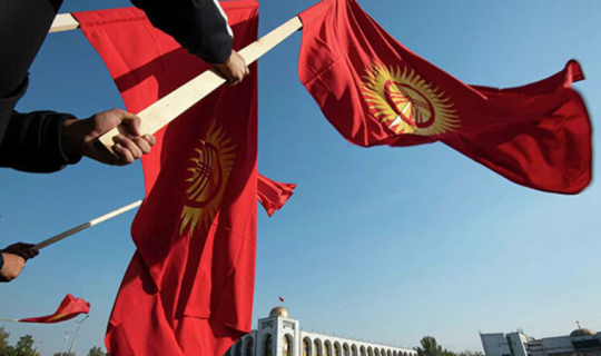 Qırğızıstanın Dövlət Komitəsinin keçmiş rəhbəri hakimiyyəti ələ keçirməyə cəhddə ittiham olunur