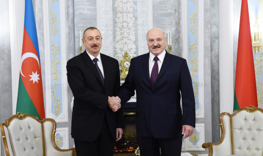 İlham Əliyev Lukaşenkonu təbrik etdi