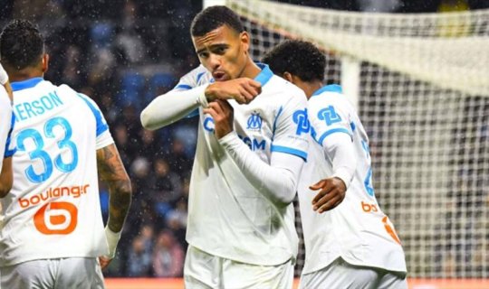 "Fənərbağça"nın istədiyi futbolçu İtaliya klubuna keçir