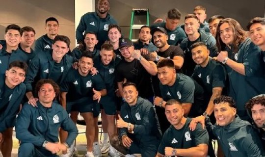 Meksika futbolçuları bahalı hədiyyələrdən imtina etdilər