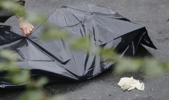 Bakıda qaynata gəlinini narahat edən şəxsin üzərindən avtomobillə keçdi