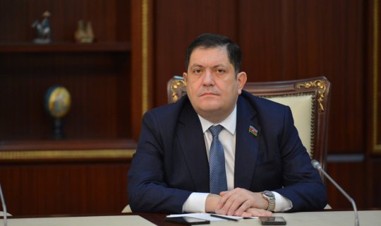 Bakıya doğru böyük dönüş: Avropa yeni düzəndə dayağını seçir