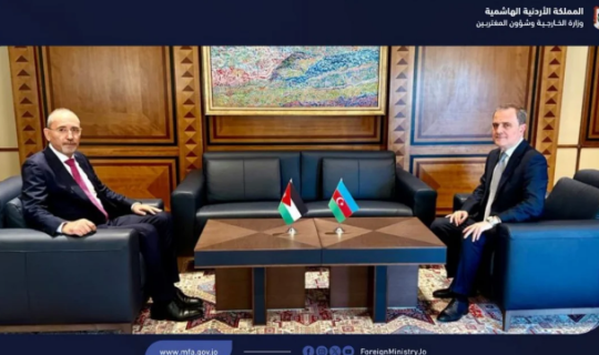 Azərbaycan və İordaniya XİN başçıları danışıqlar aparır