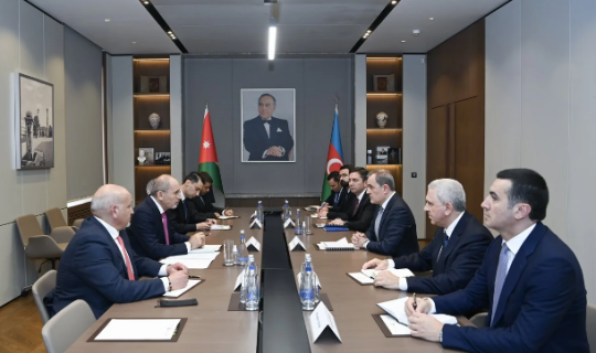 Azərbaycan və İordaniya XİN başçıları geniştərkibli görüş keçirdi