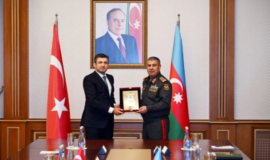 Zakir Həsənov Selçuk Bayraktarı qəbul etdi